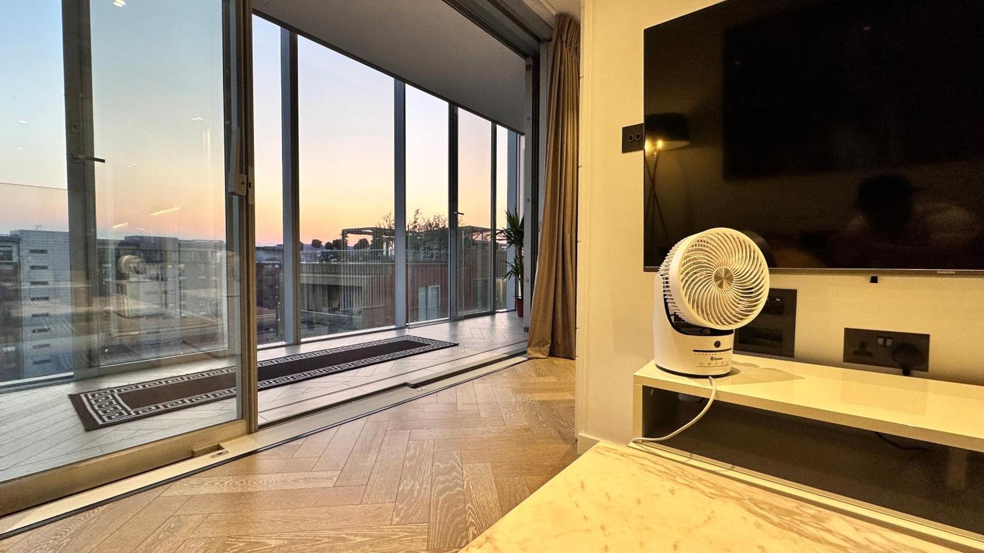 Battersea Power Station - Winter Garden Balcony & 1Gb Wifi - Luxurylondonstays Exterior foto